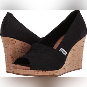 NWOT TOMS Women's Classic Espadrille Wedge Sandal